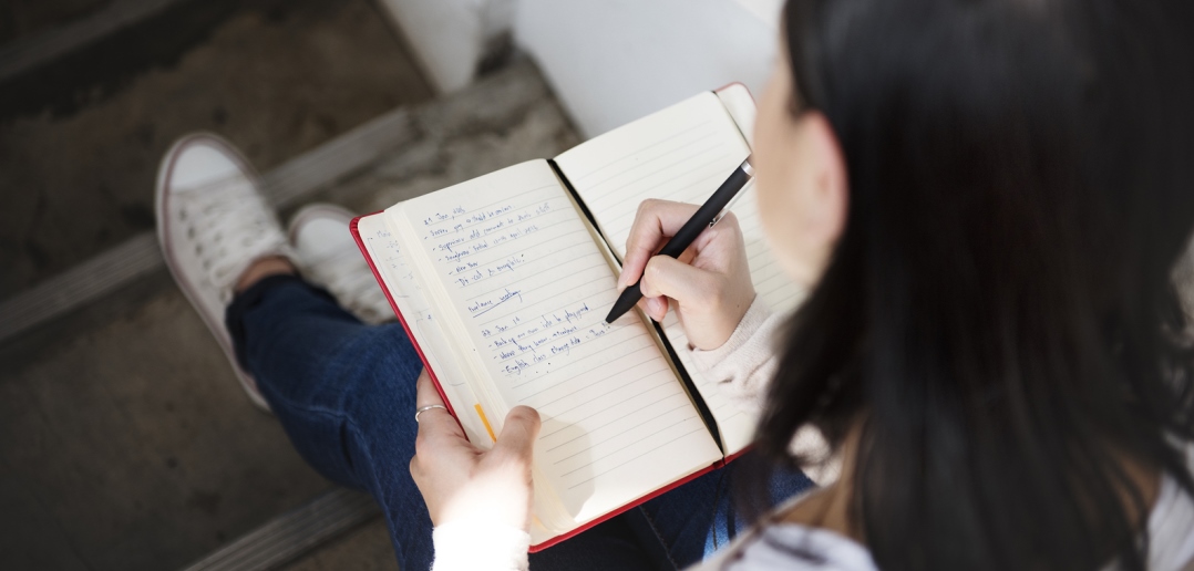 barefoot writer barefoot writer